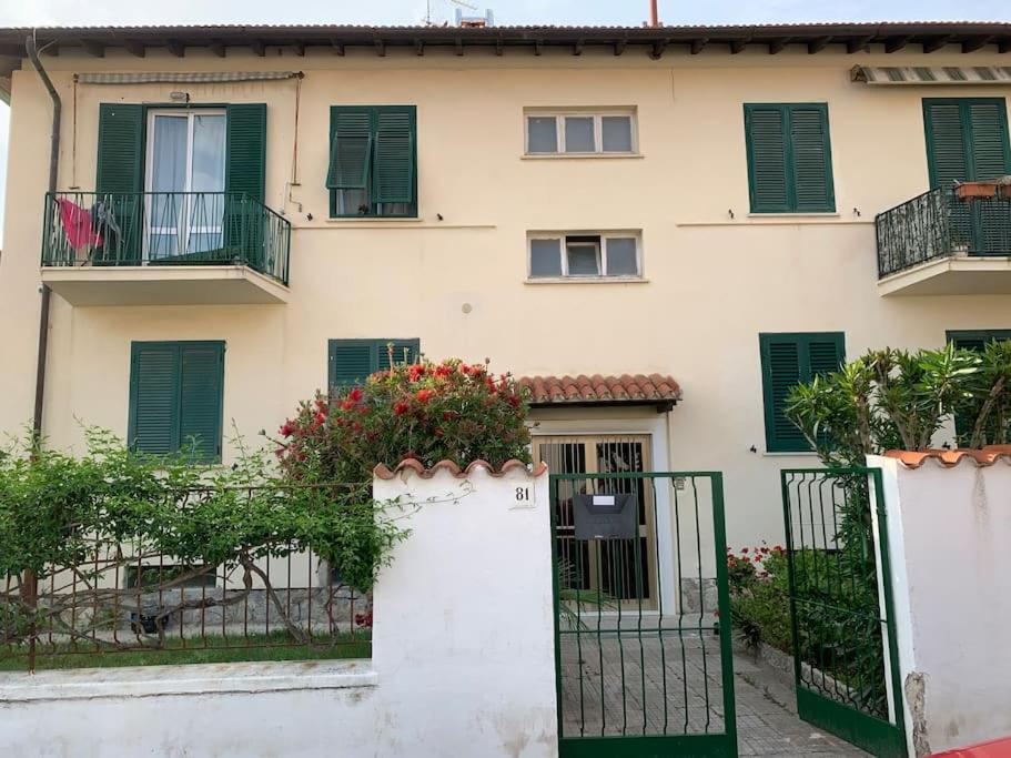 Enjoy Toscana ! Livorno Ngoại thất bức ảnh